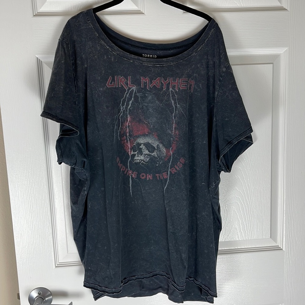 Torrid Girl Mayhem Band Style T-shirt Size 5
